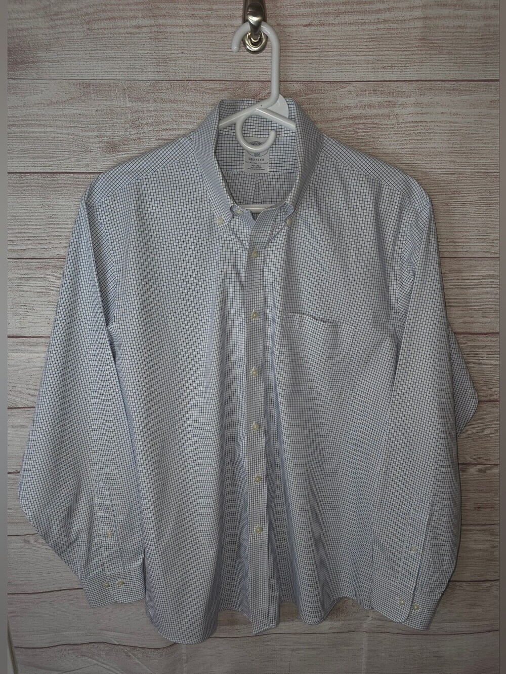 Brooks Brothers Regent Fit 100% Button-down Shirt Size 16.5
